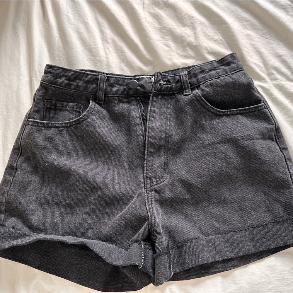 Petal and pup shorts